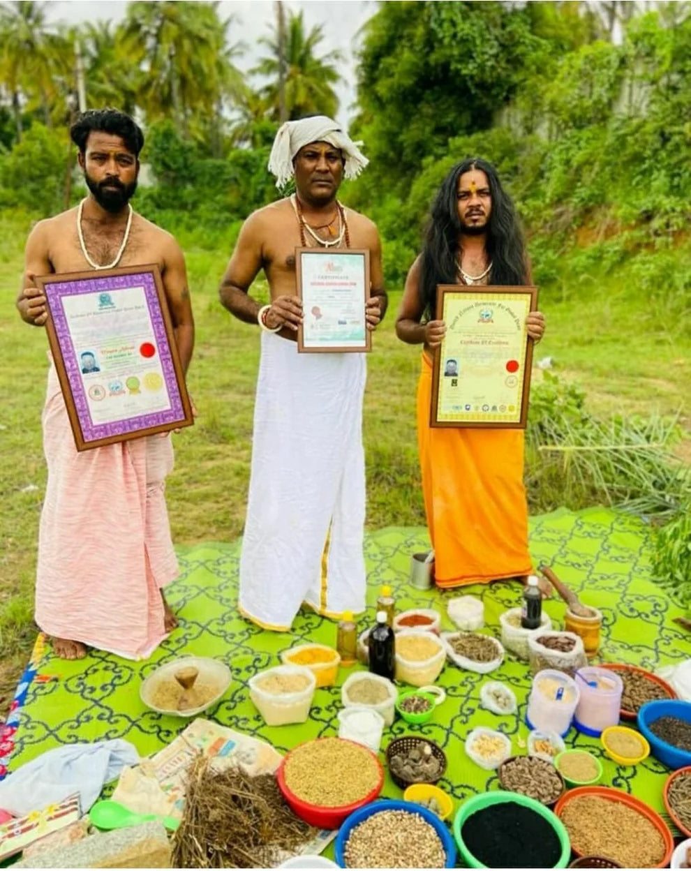 KARNATAKA HAKKI PIKKI NELAMBARI HAIR OIL